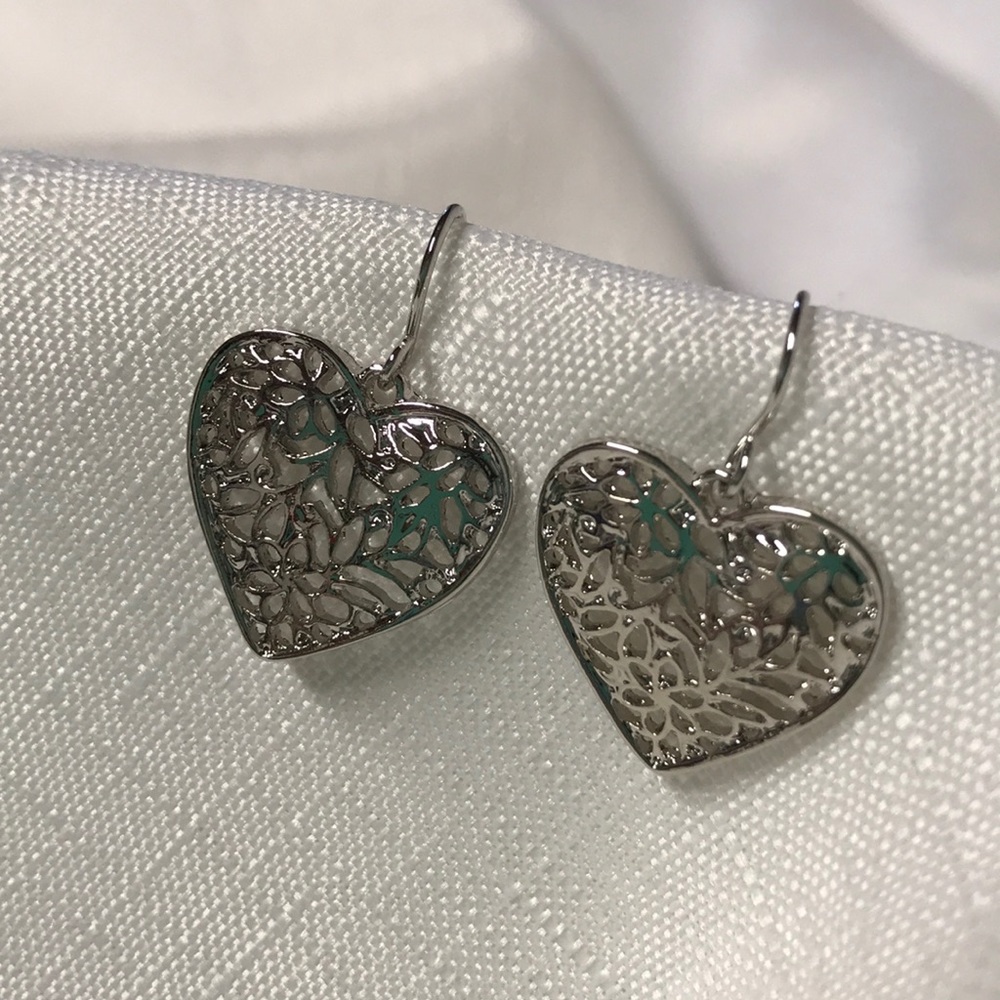 Silver Heart Earrings NWT Dangle Earrings